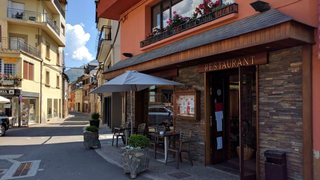 Hostal Talabart Les, Catalonia Kültér fotó