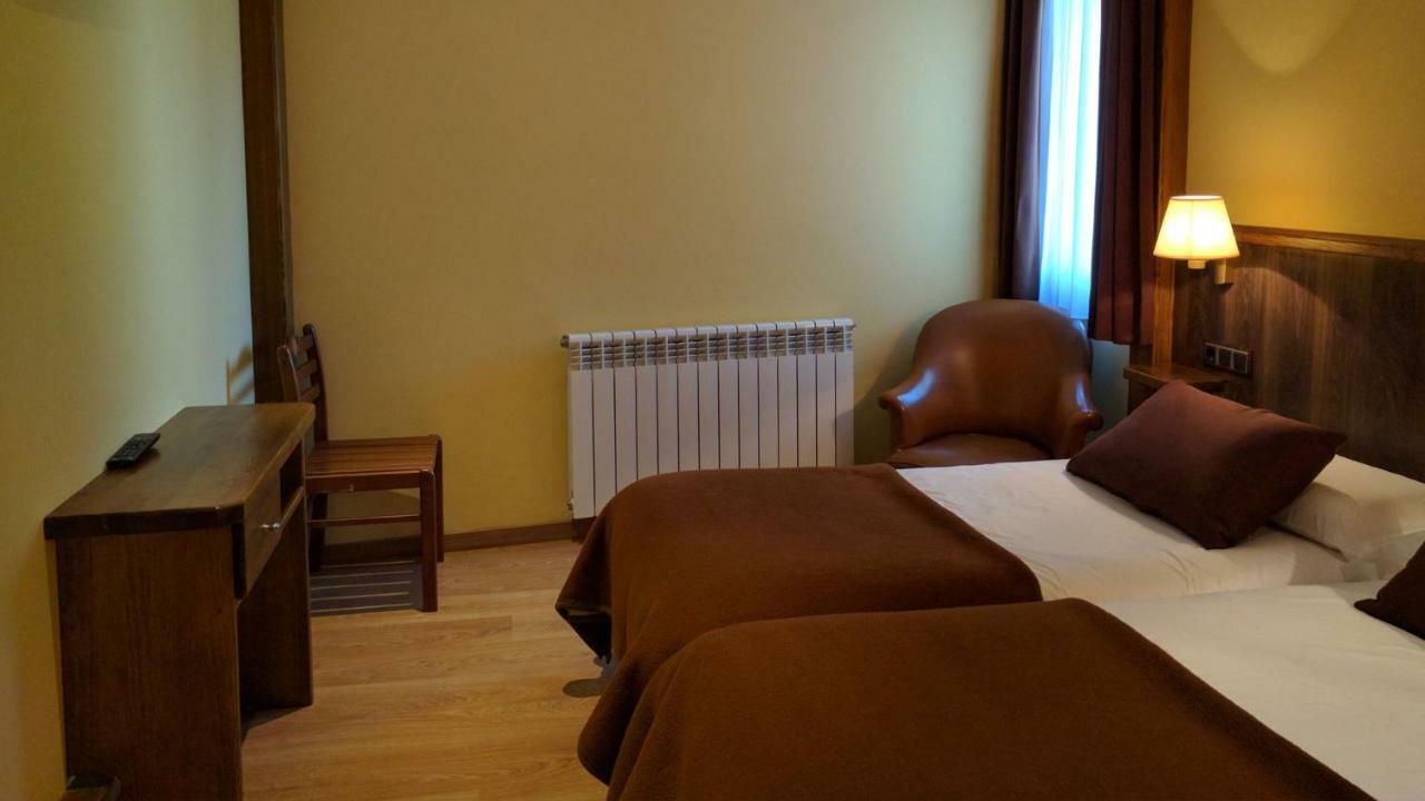 Hostal Talabart Hotel Les, Catalonia Kültér fotó