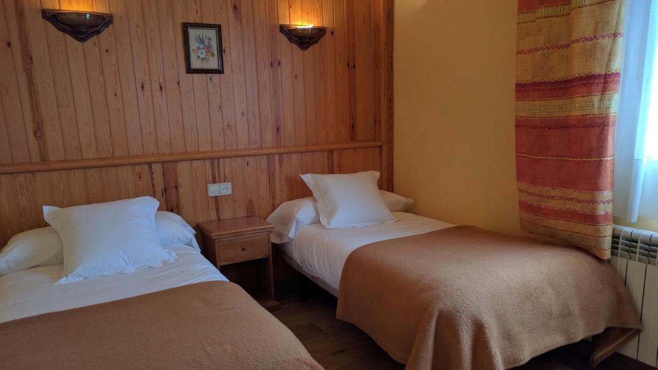 Hostal Talabart Les, Catalonia Kültér fotó