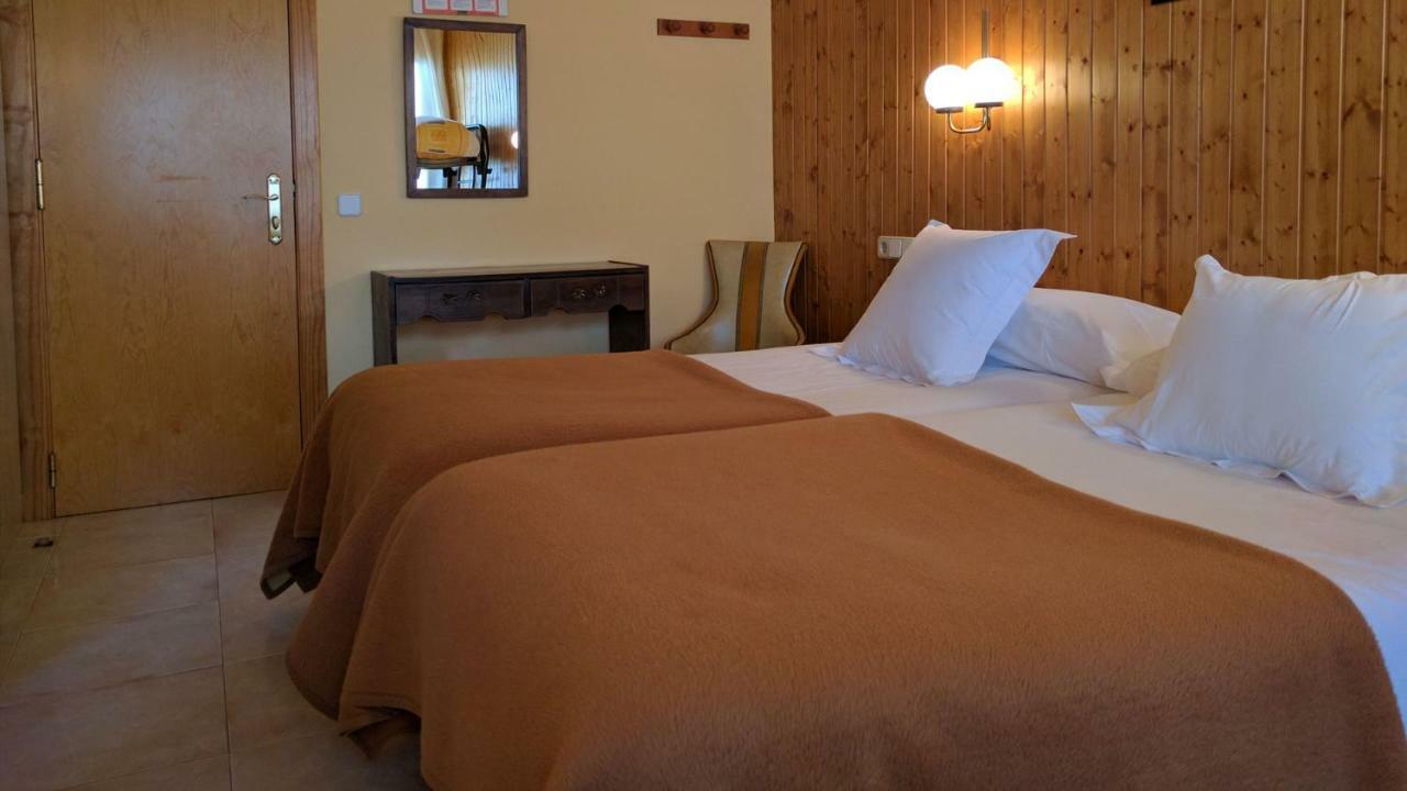 Hostal Talabart Les, Catalonia Kültér fotó